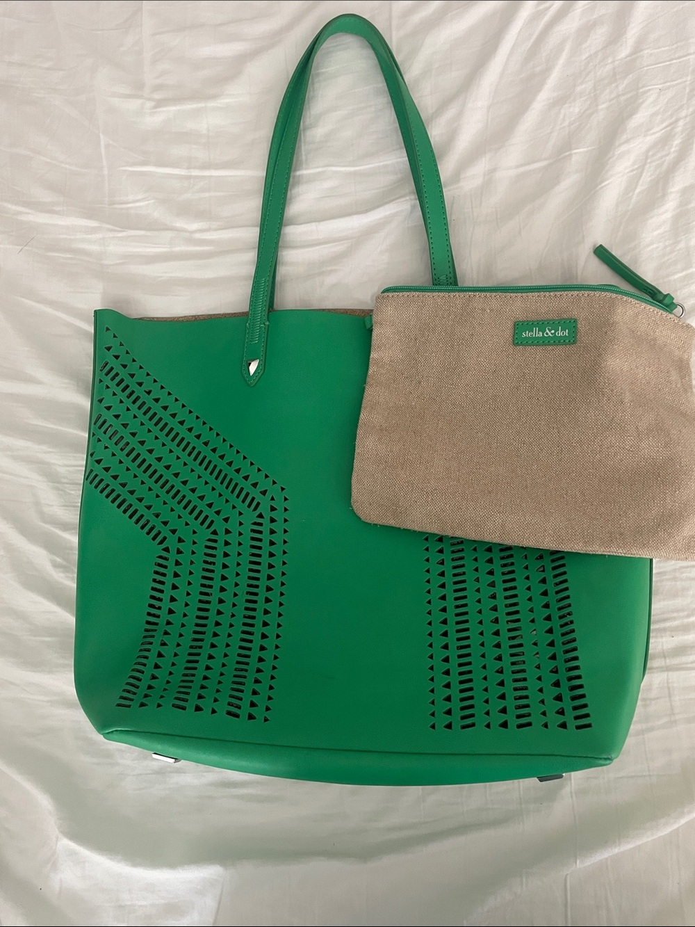 Stella & Dot Emerald Green Laser-Cut Tote with Beige Pouch